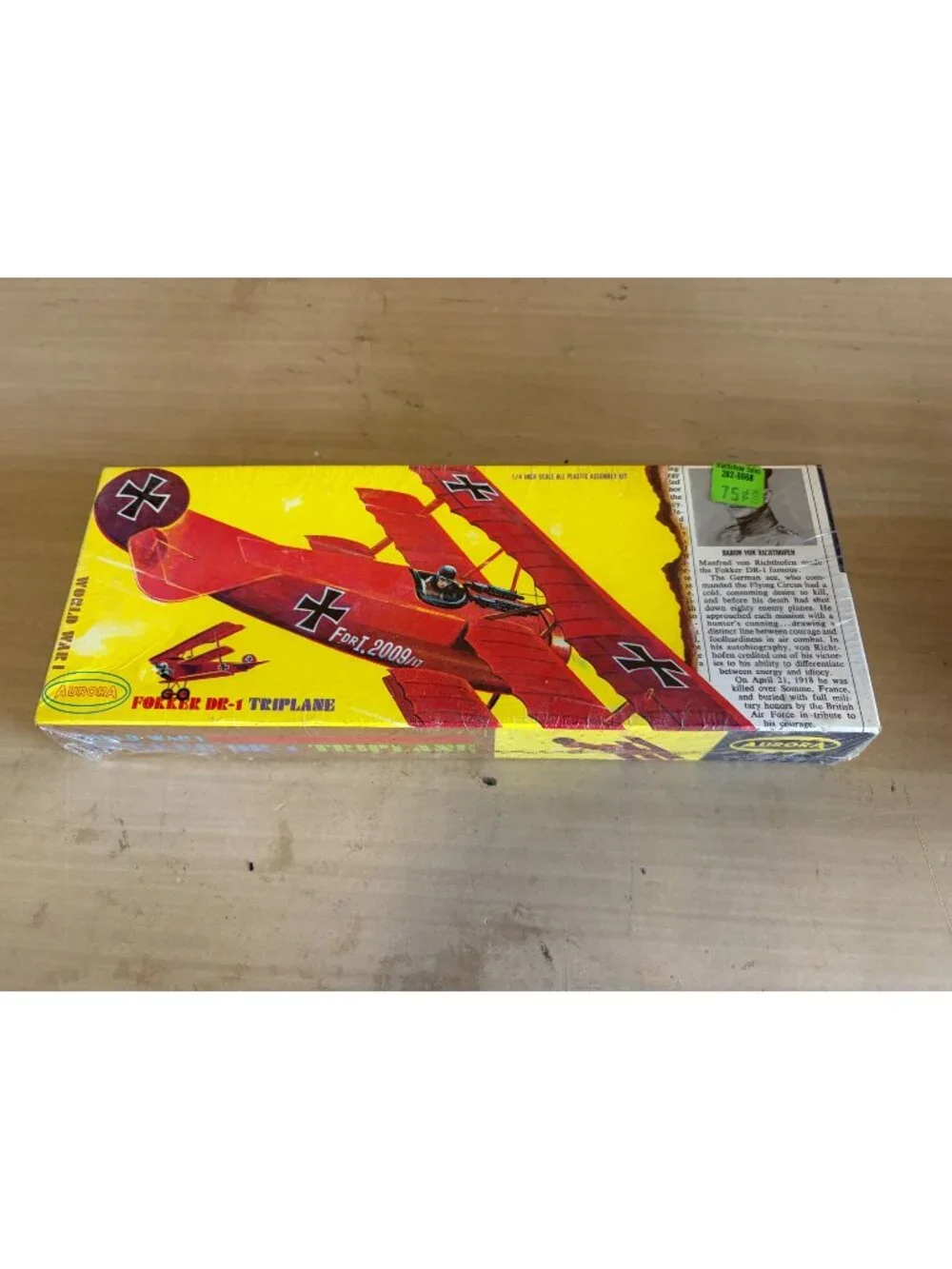 Vintage Aurora Fokker DR-1 Triplane 1:48 Scale World War I Model Airplane Kit SE